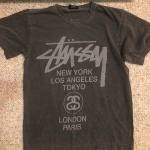 Gray graphic T-shirt
